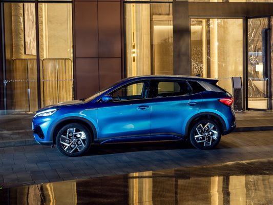 5 plazas BYD EV SUV compacto 800 millas de alcance coche eléctrico