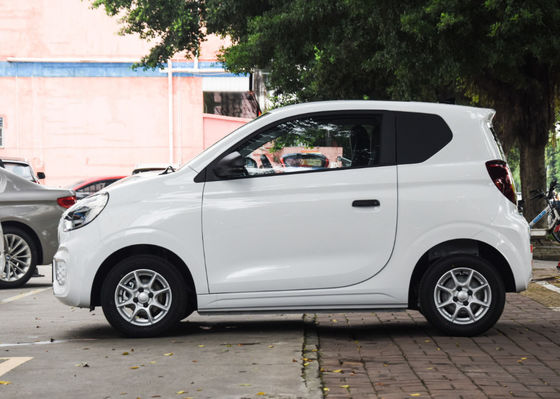 4 Seater Electric Mini Hybrid Car SAIC Roewe CLEVER EV 2022 311KM