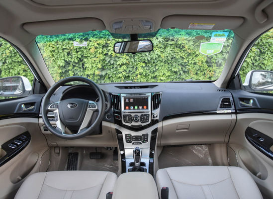 Electric E5 BYD Chinese Car Small EV High Performance 400 Mile Range