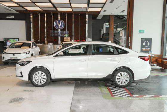 Eado EV460 Changan Car Compact Sedan EV 5 Doors 5 Seats