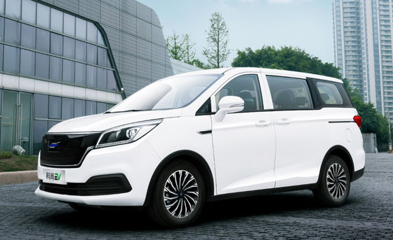400KM Electric Changan Car Auchan Karvaan MPV 5 Doors 7 Seater