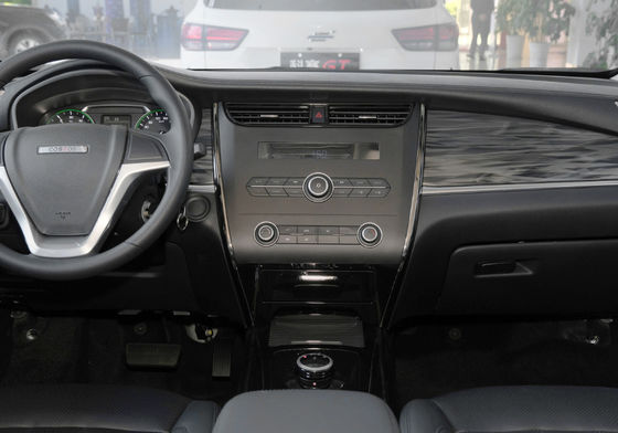 400KM Electric Changan Car Auchan Karvaan MPV 5 Doors 7 Seater