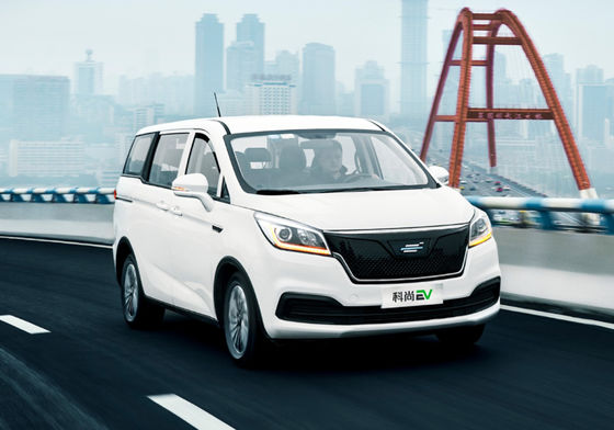 Small Fully MPV Electric Car Changan Auchan Kochan 400KM 5 Doors 7 Seater