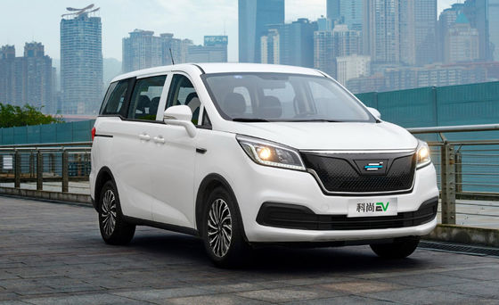 Small Fully MPV Electric Car Changan Auchan Kochan 400KM 5 Doors 7 Seater