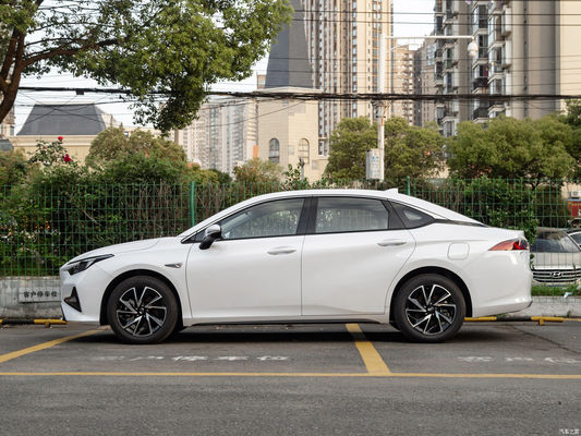Guangqi Yilue EA6 Sedan Electric Car 510KM 4 Doors 5 Seats 0.78H Quick Charge