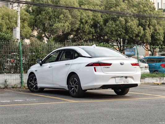 Guangqi Yilue EA6 Sedan Electric Car 510KM 4 Doors 5 Seats 0.78H Quick Charge