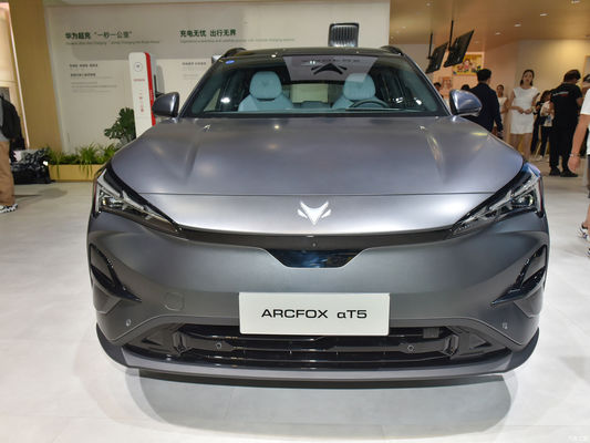 Baic New Energy Polar Fox Alpha T5 ARCFOXαT5 Chinese EV Car