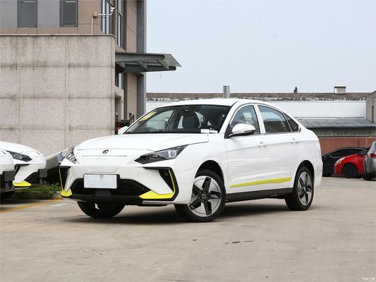 Dongfeng Fengshen E70 2023 400KM Pure Electric Compact Car Size 4 Doors 5 Seats