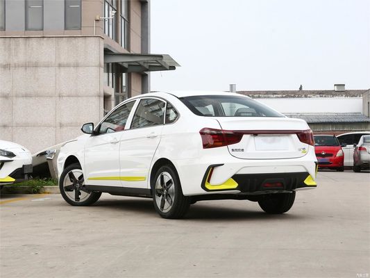 Dongfeng Fengshen E70 2023 400KM Pure Electric Compact Car Size 4 Doors 5 Seats