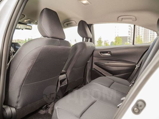 Level Medium Large SUV Toyota Corolla with Euro IV Emission Standard