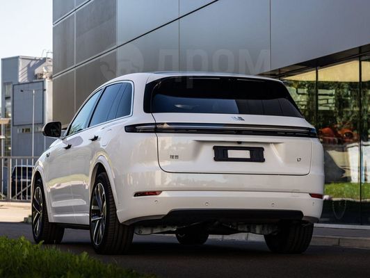 Li L7 8 Hours Charging Time and 360° Rear Camera SUV EV Cars