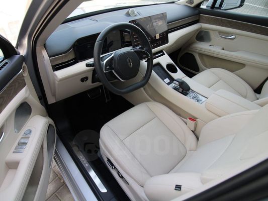 Aito M5 Mid Size 5 Seat SUV Four-Wheel Drive Performance Edition