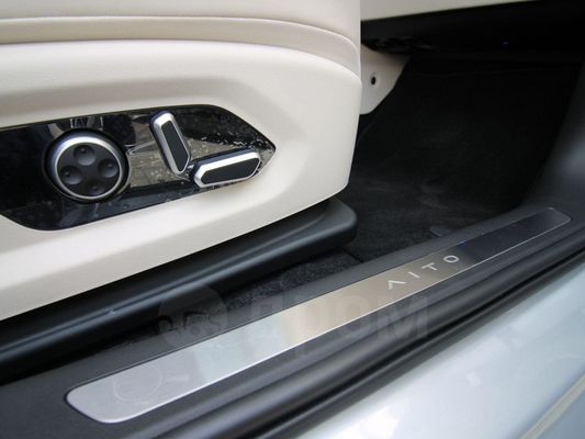Aito M5 Mid Size 5 Seat SUV Four-Wheel Drive Performance Edition