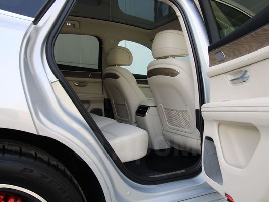 Aito M5 Mid Size 5 Seat SUV Four-Wheel Drive Performance Edition