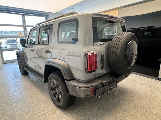Tank 300 2023 2.0T Challenger Version Compact SUV 2.0T 227HP L4 Engine