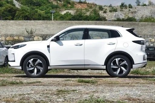 Changan CS 55 PLUS Petrol SUV 180KM/H Panoramic Sunroof IACC Integrated Adaptive Cruise