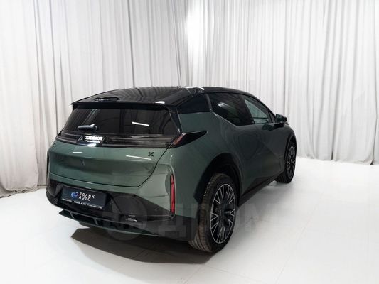 FRANK AUTO'dan 66 kWh pilli en son ZEEKR X SUV EV arabalarını alın.
