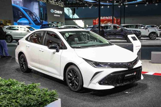 Front-wheel Drive TOYOTA Corolla 1.5L Naturally Aspirated CVT Transmission with Silver Color Option
