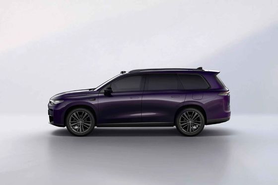 Compact SUV with Light Interior Color Leapmotor C16 2024 Extended Range 200 Intelligent Driving Edition