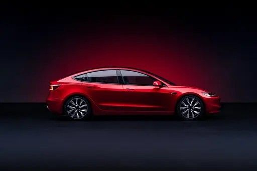 Model 3 2023 long-range all-wheel drive version