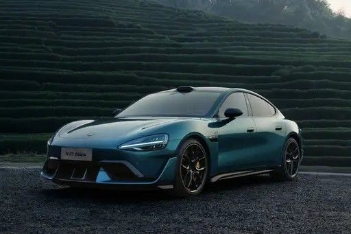 نسخه استاندارد شیائومی SU7 Ultra 2025