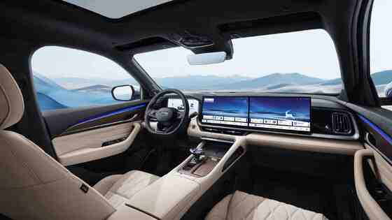 Geely Monjaro 2026 2.0TD High-Power Automatic 4WD Dongfang Yao Moon-Watching Edition